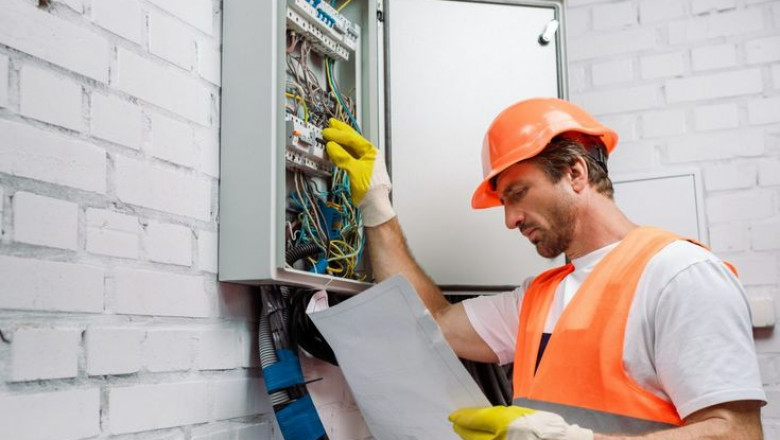 Why Your Dubai Home Requires Regular Electrical Maintenance