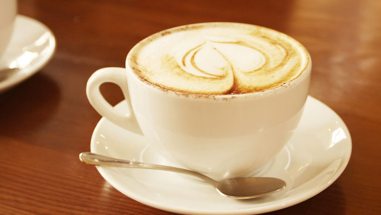 Chill Spots: Best Cafes in Mumbai for Hanging Out With Friends