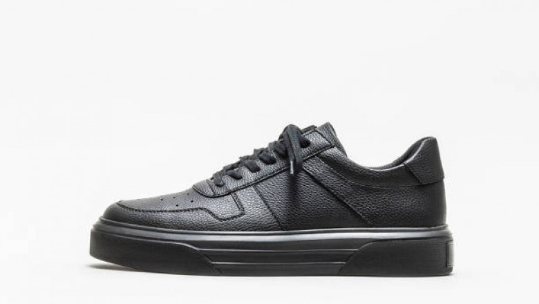 Tread-X Stealth Black Sneakers
