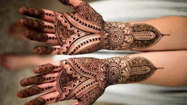 Unforgettable Designs from Top Mehandi Artist in Lucknow Await You