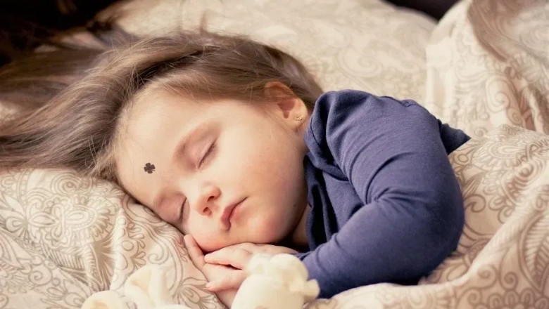 How long do Fever Alert Stickers remain active after application?