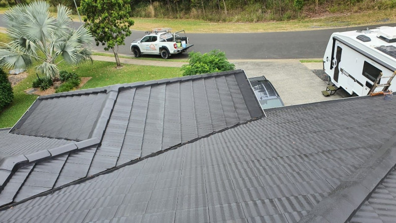 Roof Cleaning in Coffs Harbour: Why ColourMe Painting Roof Restoration is Your Best Choice! π β¨