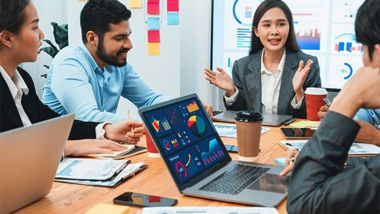 The Human Touch in PR: Balancing Authenticity with Strategy