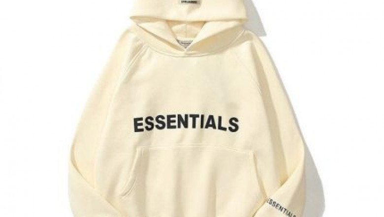 Essentials Hoodie – Simple Looks, Strong Presence, Daily Ready