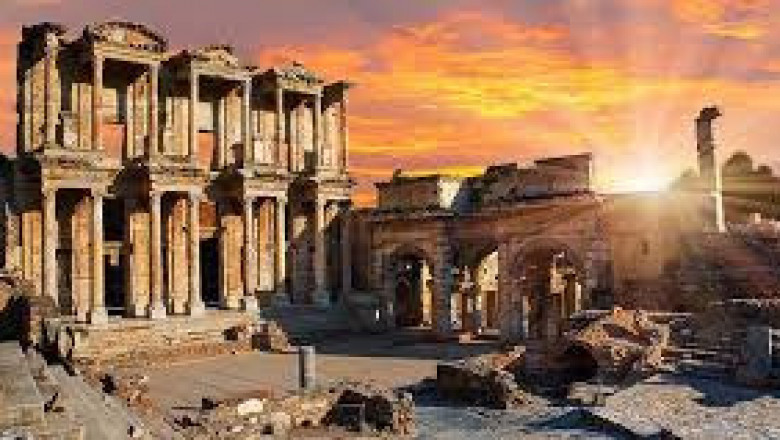 Echoes of Empires: Turkey’s Culture Through Buildings and Brushes...