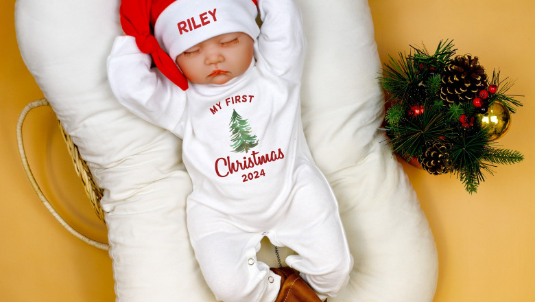 Personalized Christmas Baby Clothes: Unique Styles for Your Little One