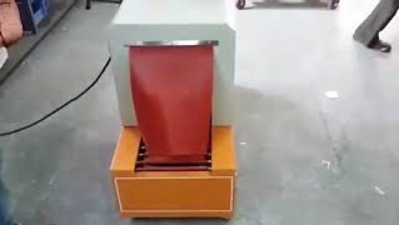 Automatic Shrink Wrapping Machine | Industrial Packaging Solutions