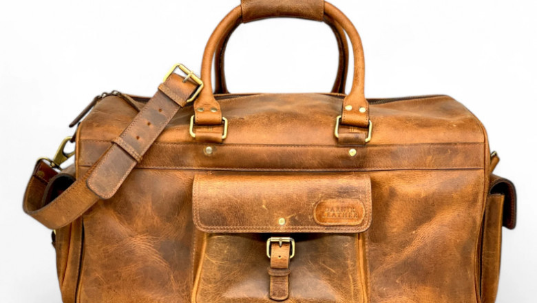 Unisex Duffle &amp; Chest Bags in Rich Glossy Leather