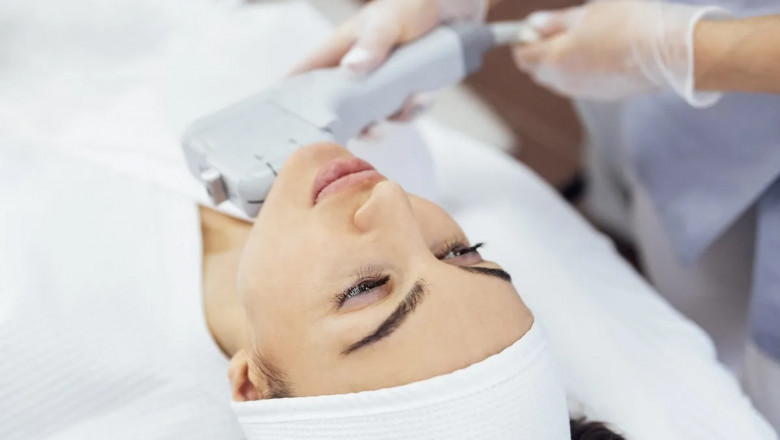 Tighten Skin with HIFU Treatment for Smooth Contours Without Pain