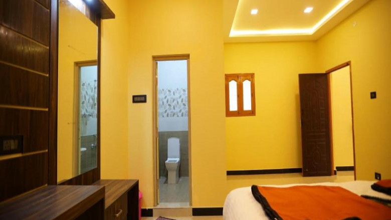 Best Hotel Rooms in Pollachi for Family | Canalway Inn