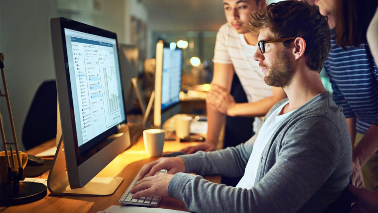 Software Analytics Market Key Players | Forecast Till 2024-2032