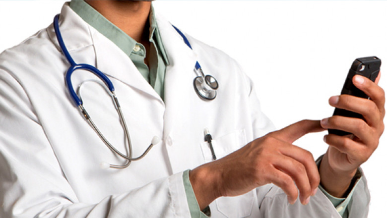 Top Benefits of Using Doctor Home Visit Services in Dubai