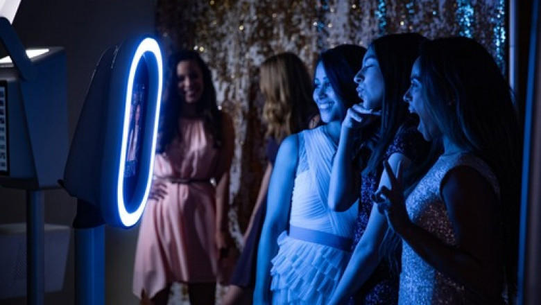360-Degree Photo Booth Services