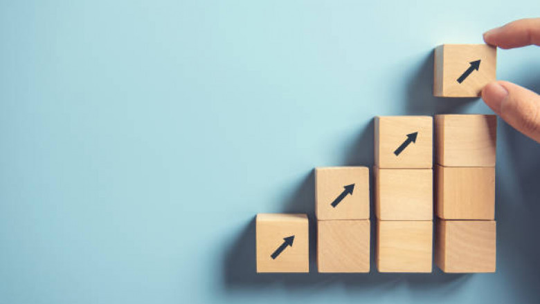 7 Proven Ways to Build Connections for Career Growth