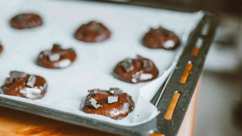 Best Chocolate Chip Cookie Recipe (Easy &amp; No Bake!)