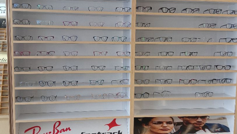 Looking for a Trusted Eyeglasses Shop in Noida? Here’s What to Expect