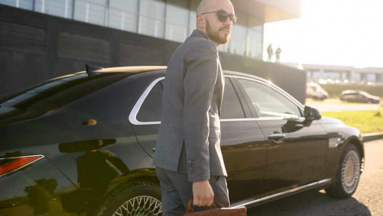 From Your Door to Departures—Luton Airport Taxi Made Easy