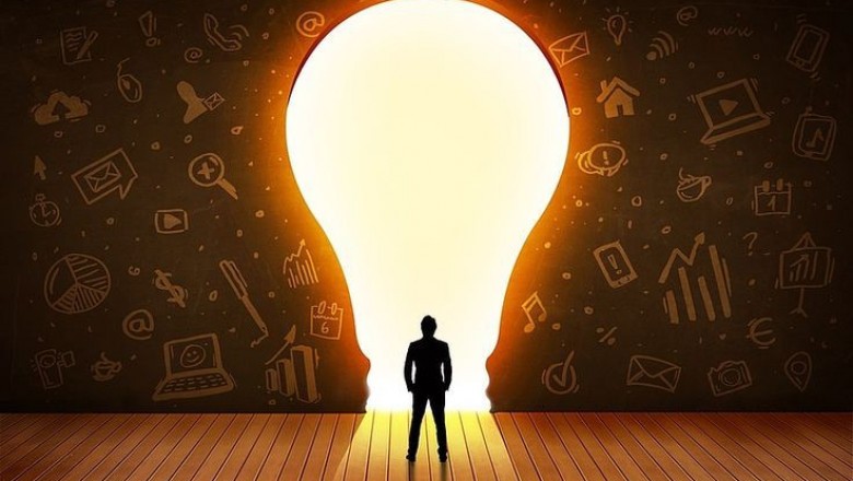 Social Media Strategies for Startups: Platforms, Content, and Growth Hacks in 2025