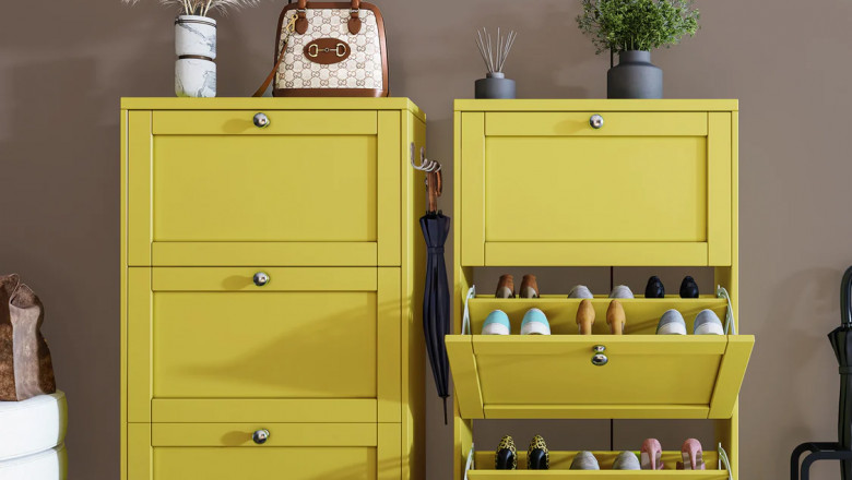 Beautiful Hallway Shoe Racks That Are Stylish & Practical