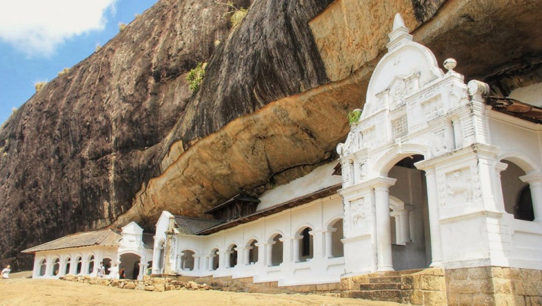 Discover the Sacred Splendor: A Guide to Sri Lanka's Dambulla Cave Temple