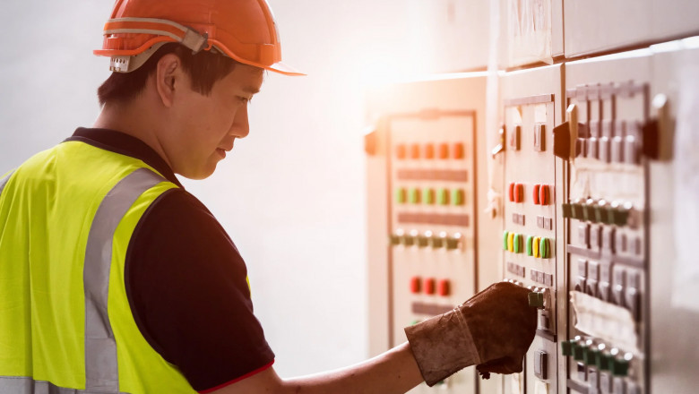 “Need Power? Trust the Pros at Power Up Electric!”
