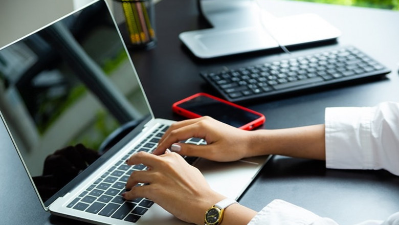 Automation in Manufacturing Data Entry: Transforming Factory Operations