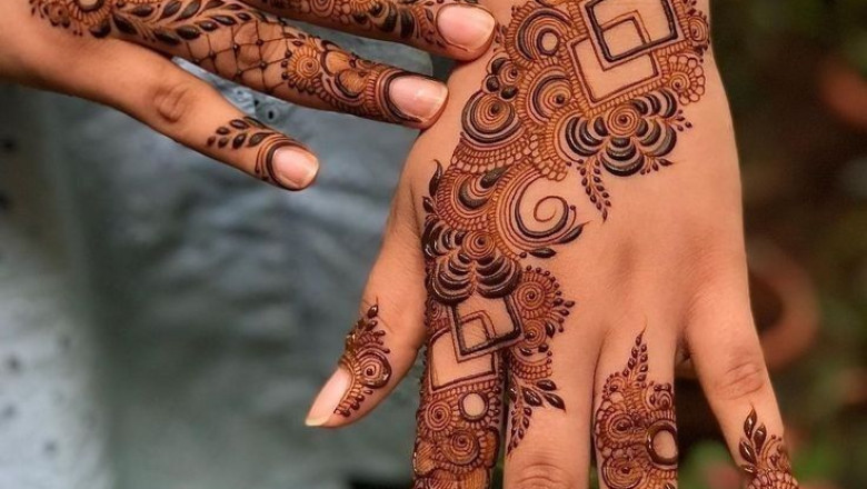 Traditional Yet Stylish Back Hand Mehndi Designs for Modern Brides and Bridesmaids