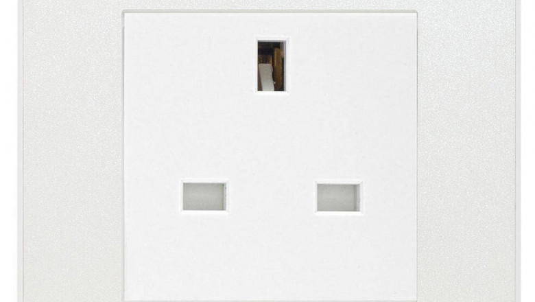 BG Evolve Pearl White: Understated Elegance for Contemporary Living