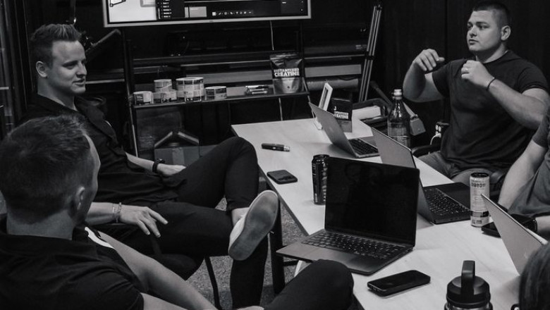 How Lifestyle PR Agencies Use Influencer Partnerships in 2025