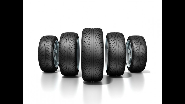 Automotive Tyre Market Strategies Focus on Innovation, Sustainability, Digital Channels, and OEM Partnerships