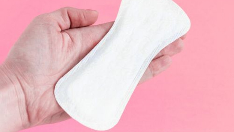 Stay Fresh and Confident with Chumz: Premium Panty Liners for Period Protection