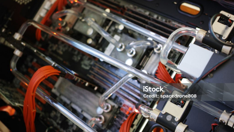 Data Center Liquid Cooling Market Growth Driven by AI and High-Density Computing
