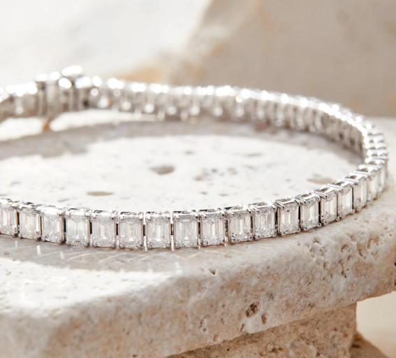 lab made tennis bracelet