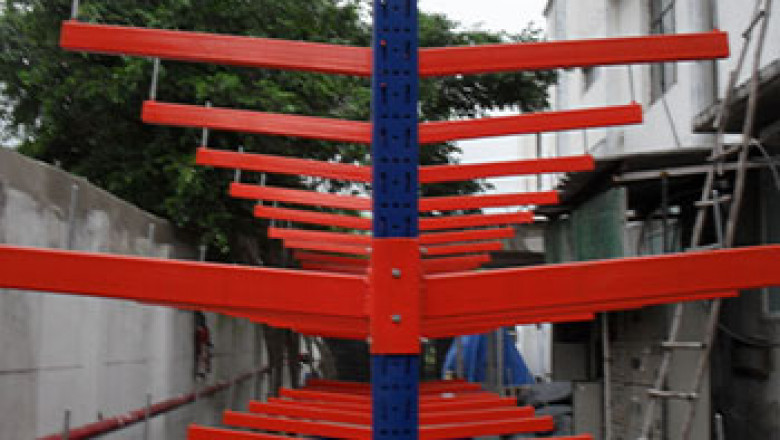 The Benefits of Using Cantilever Racks for Long and Bulky Items
