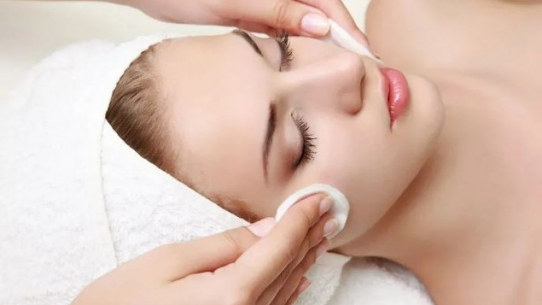 Discover the Best Facial Treatments for Radiant, Youthful Skin in Mississauga