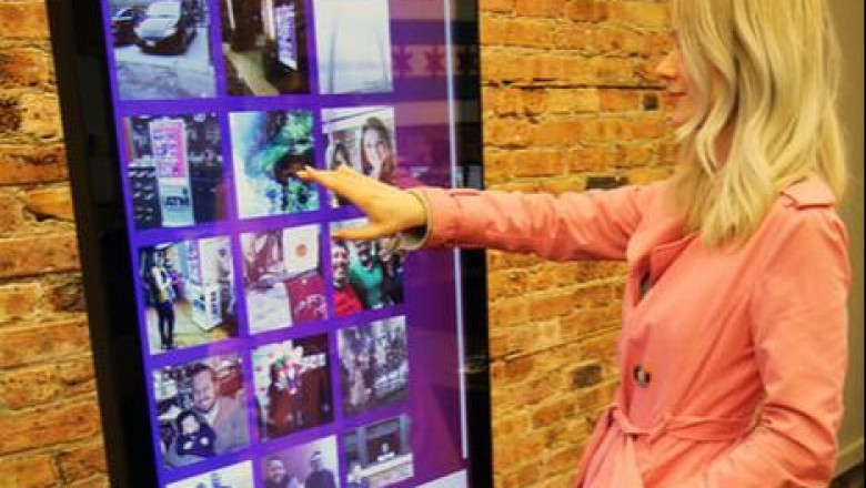 The Role of Artificial Intelligence in Enhancing Digital Booths’ Interactivity