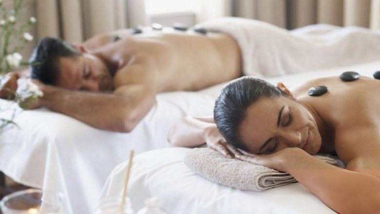 Couple Massage in Chennai – Recommended Spa Services