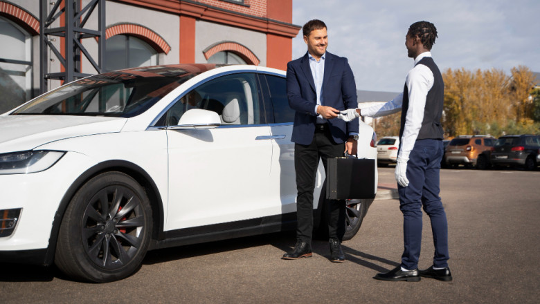 Corporate Transport Services: Facilitating Seamless Business Travel