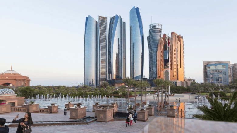 Sheikh Zayed Grand Mosque: Mesmerizing Beauty Of Abu Dhabi