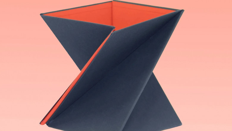 Foldable Laptop Stand at Your Rescue