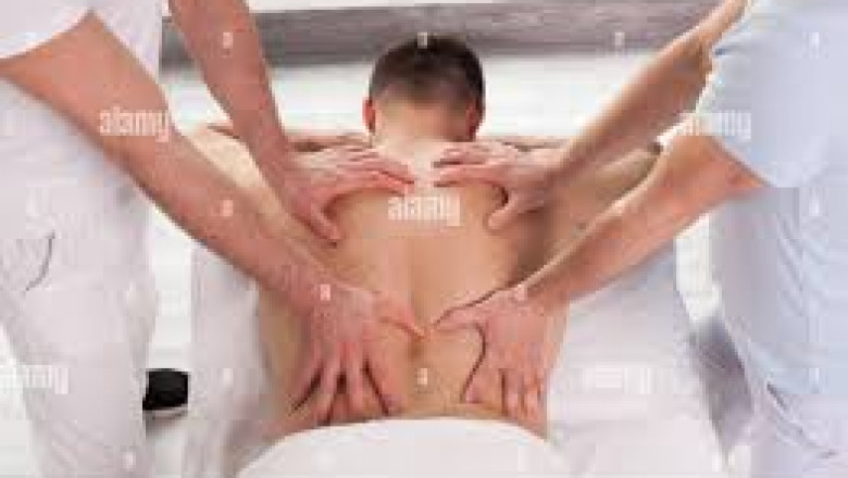 Feeling Stressed? A 4-Hand Massage in London Might Be Just What You Need