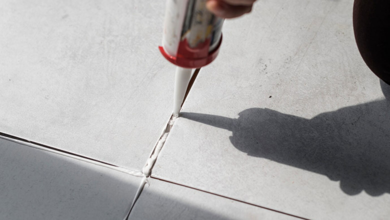 Construction Adhesive Market Forecast: Growth, Trends, and Market Size (2021-2030)