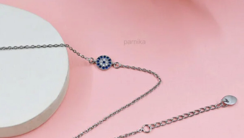 Silver Anklets for Summer: Hot Trends – Step Up Your Style