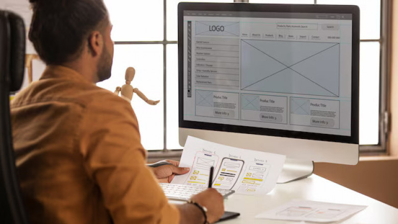 How can Real Estate Website Builder help businesses streamline their loyalty initiatives?