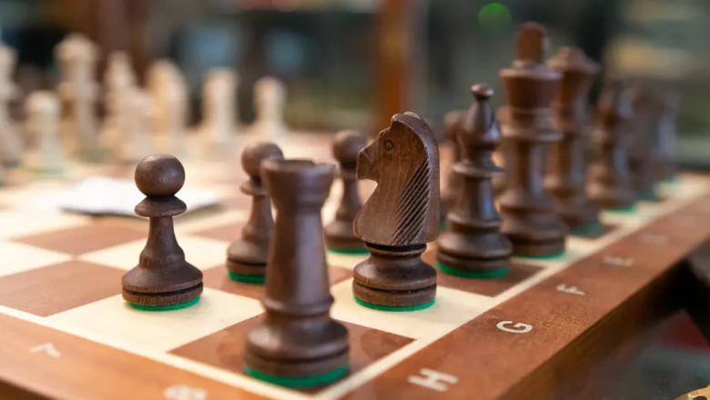 How to Choose the Best Chess Board in India