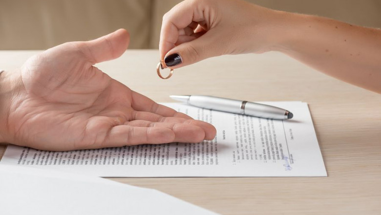What to Look For in A Divorce Lawyers For Women In Houston Tx?