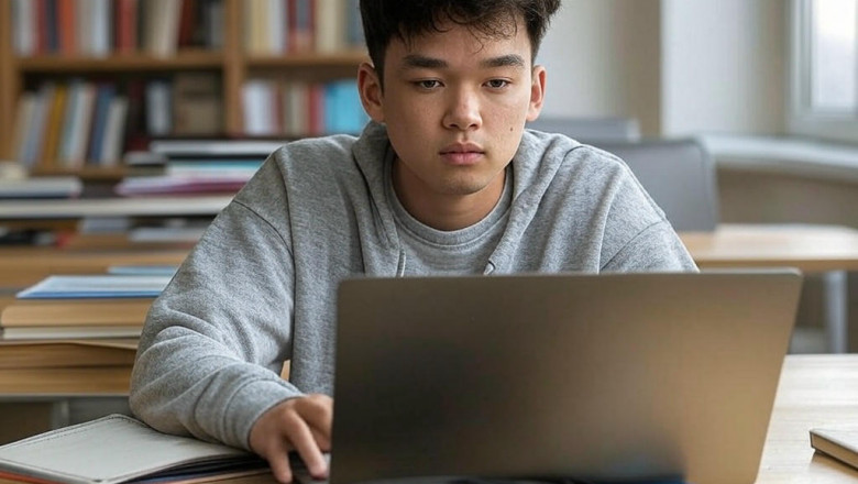 Three Ways Scholarytic Helps Me: A Deep Dive into Academic Support