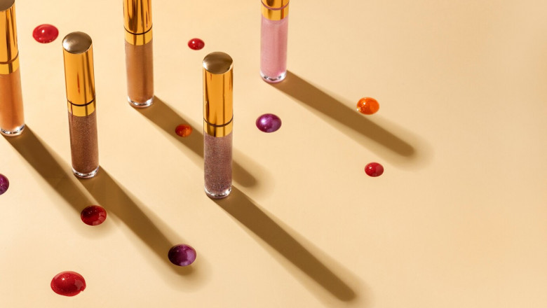 Lip Gloss Market : Economic, Cultural, and Technological Forces Behind Market Expansion