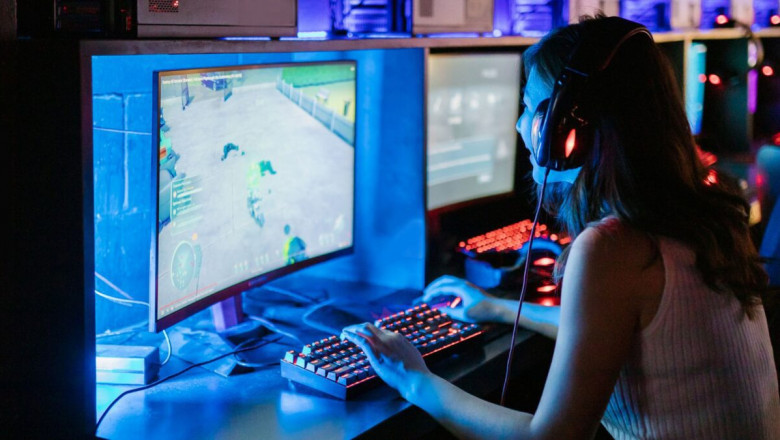The Future of Mobile Games in a Cloud-First World