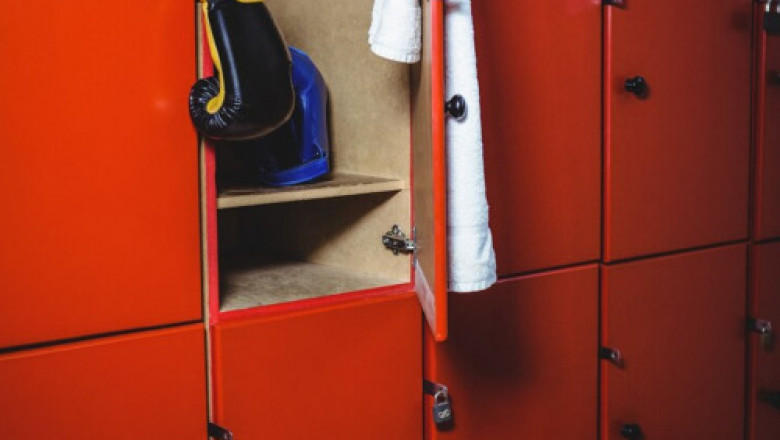 Creating the Perfect Sports Locker Room: Design Tips & Best Practices